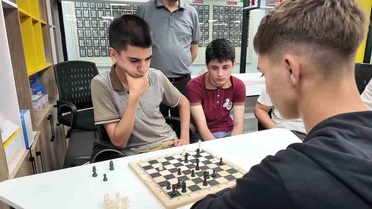 Türkiye ve Azerbaycanlı Öğrencilerden Dostluk Maçları