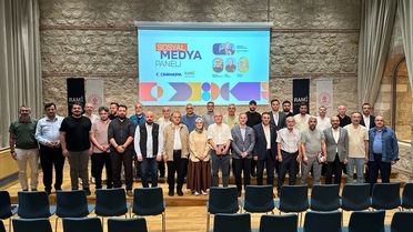 Sosyal Medya ve Yapay Zeka Panelde Tartışıldı