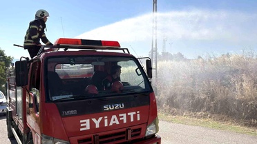 Çorum'da otluk alanda çıkan yangın söndürüldü