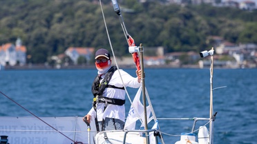 Yelkenci Doğukan Kandemir, İstanbul Boğazı'ndan geçti