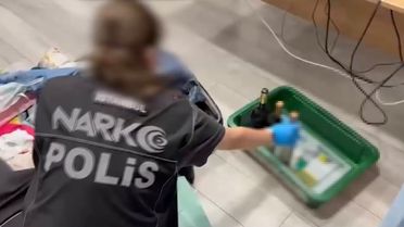 Düğün Şarabı Gibi Görünen Uyuşturucu Yakalandı
