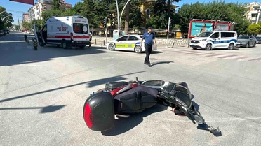 Karaman'da Motosiklet Kazası: 2 Yaralı