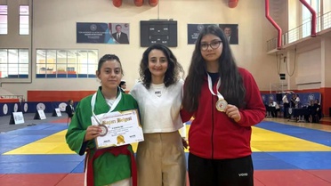 Kütahya Belediyespor, Kuraş Türkiye Şampiyonası'ndan 2 madalyayla döndü