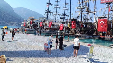 Ölüdeniz'de Denizcilik Bayramı Coşkuyla Kutlandı