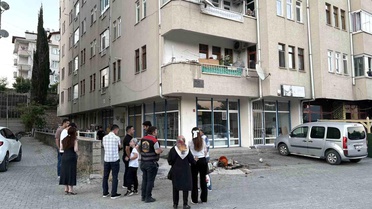 Tosya'da saksı yangını halkın müdahalesiyle söndürüldü