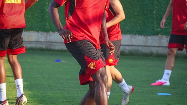 İsmail Köybaşı Futbolu Bıraktı