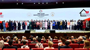 Samsun'a koruyucu aile hizmet ödülü