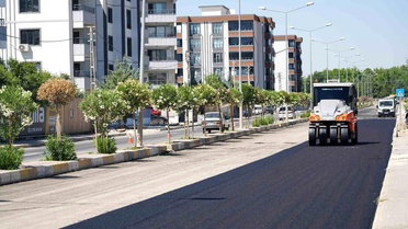 Üçüncü çevre yolunda asfalt çalışması yapılıyor