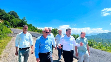 Ulubey'de yol çalışmaları sürüyor