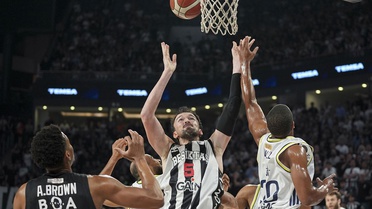 Beşiktaş'tan Sertaç Şanlı'ya veda: Fenerbahçe'ye geri dönüyor