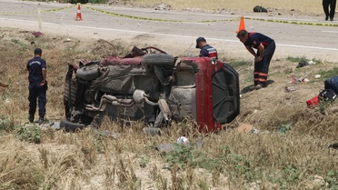 Çankırı'da hafif ticari araç ile otomobil çarpıştı: 3 kişi öldü, 4 kişi yaralandı
