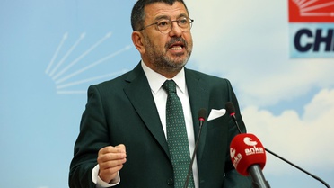 CHP'li Veli Ağbaba'nın yeğeni gözaltına alındı! Hesabında yüksek miktarda para girişi tespit edildi