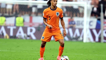 Fenerbahçe Nathan Ake'yi Transfer Etti