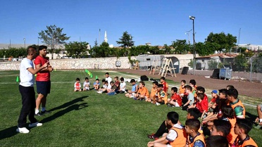 Karaman'da Ücretsiz Yaz Futbol Kursu Başladı
