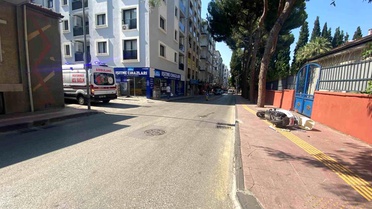 Aydın'da Motosiklet-Otomobil Çarpıştı: 1 Yaralı