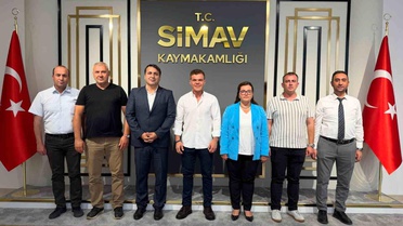 Simav'da Yeşilay Yamaç Paraşütü Mesafe Türkiye Şampiyonası hazırlık toplantısı gerçekleştirildi