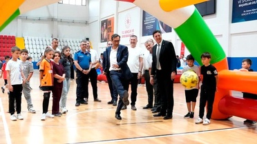 Tavşanlı yaz okulları görkemli törenle kapılarını açtı