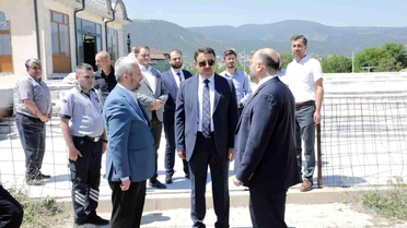 Vali Işın Camii İnşaatını İnceledi