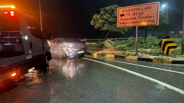 Zonguldak'ta Trafik Kazası: 5 Yaralı