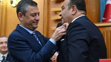 CHP Ankara Milletvekili Adnan Beker partisinden istifa etti