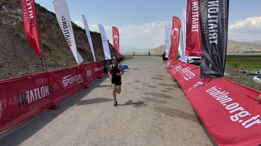 Yüksekova'da Duatlon Yarışları