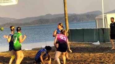 Köyceğiz'de Plaj Hentbolu Turnuvası Devam Ediyor!
