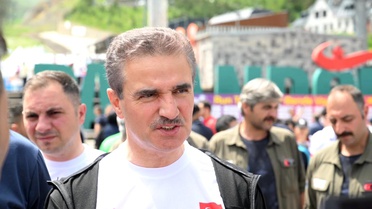 Vali Baruş, Palandöken'de 'Run to stars' yürüyüşüne katıldı