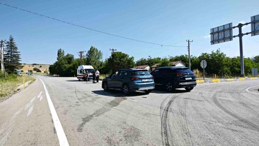 Yalvaç'ta Trafik Kazası: 6 Yaralı