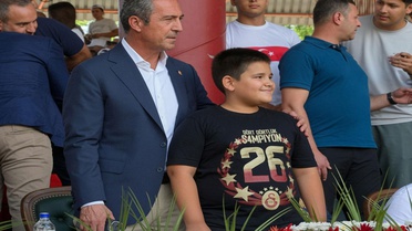 Ali Koç, Galatasaraylı minik taraftarı kırmadı