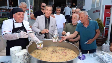 Bafra'da Aşure İkramı