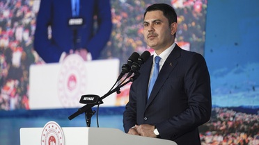 Beykoz'da 1071 hak sahibine tapu teslimi