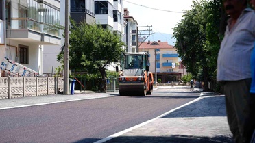 Bolu Belediyesi 2 sokakta üstyapı çalışmalarını tamamladı: Yollar trafiğe açıldı
