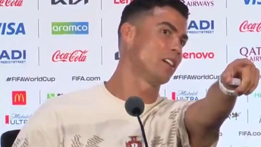 Cristiano Ronaldo'dan gazetecilere fırça