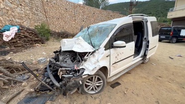 Şemdinli'de Trafik Kazası: 3 Yaralı