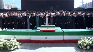 İran'ın eski lideri Hamaney için Tahran'da cenaze namazı kılındı