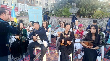 İstanbul'da 'Ulusal Dombra Günü' etkinliği düzenlendi