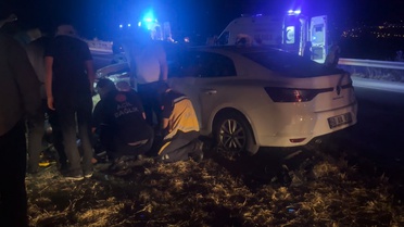 Tokat'ta İki Otomobil Çarpıştı: 9 Yaralı
