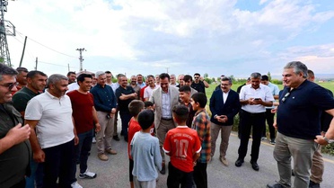 Bitlis Valisi Ahlat'ta Asfalt Yol ve Etkinlik Alanında İnceleme Yaptı