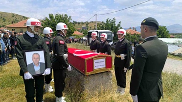 Vefat eden Kıbrıs gazisi son yolculuğuna uğurlandı