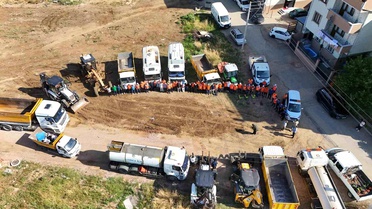 Darıca'da 6 müdürlüğün katılımıyla kapsamlı yaz temizliği sürüyor