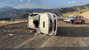 Karakoçan'da Pikap Devrildi: 3 Yaralı