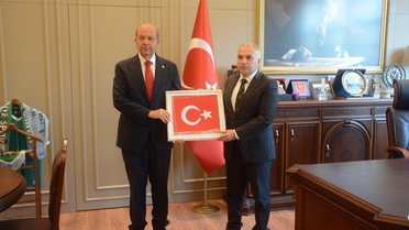 Cumhurbaşkanı Tatar Mersin'de Ziyaretlerde Bulundu