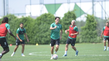 Konyaspor, Slovenya'da Kampta