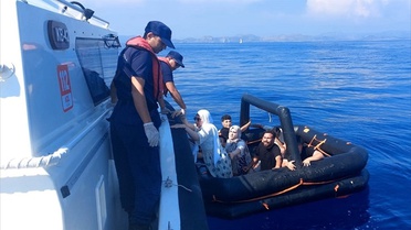 Marmaris'te 8 Düzensiz Göçmen Kurtarıldı