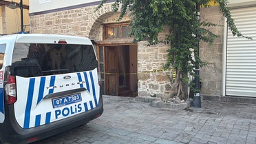 Rusya dönüşünde, Alman sevgilisini evde ölü buldu