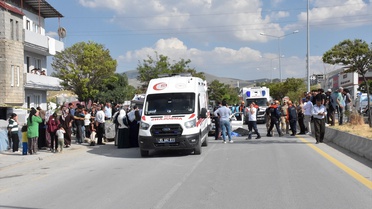 Van'da Trafik Kazası: 1 Ölü, 4 Yaralı