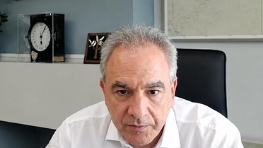 Rus komedyenler bu kez Yunanistan'da Ulusal Güvenlik Genel Sekreteri Dokus'u şakaladı: Ülkede kriz çıktı