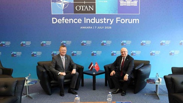 Bakan Güler, NATO Zirvesi'nde İkili Görüşmeler Yaptı