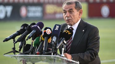 Dursun Özbek'ten transfer müjdesi
