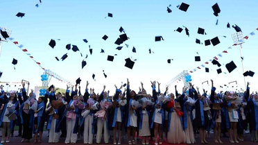 Düzce Üniversitesi'nde mezuniyet heyecanı başladı